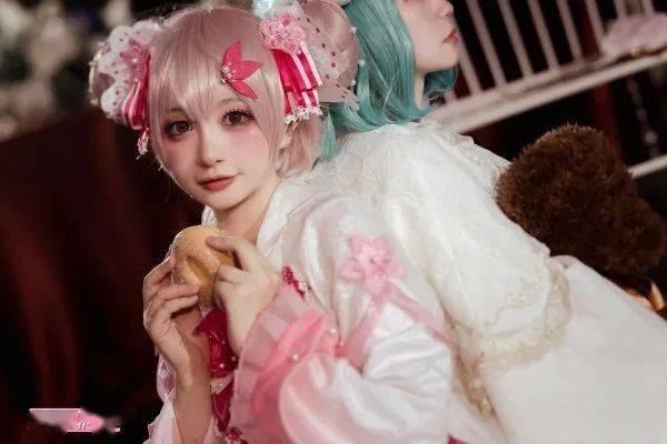 Cos最新爆料,揭秘娱乐圈幕后真相，明星隐私大曝光！