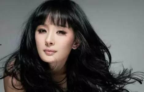 鼻头大鼻翼宽的女明星,揭秘那些独特魅力的女明星