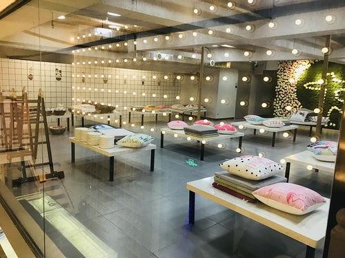 天津网红冰块商店,夏日清凉新地标，冰爽体验一触即达