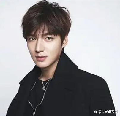 韩国人气男明星,揭秘韩国人气男明星的魅力之路