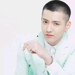 头条最常见的男头像是,揭秘头条热门男性形象背后的时尚密码