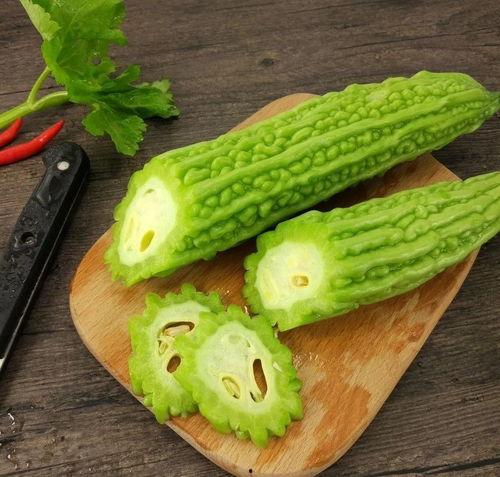 普通店吃瓜,品味人间烟火气